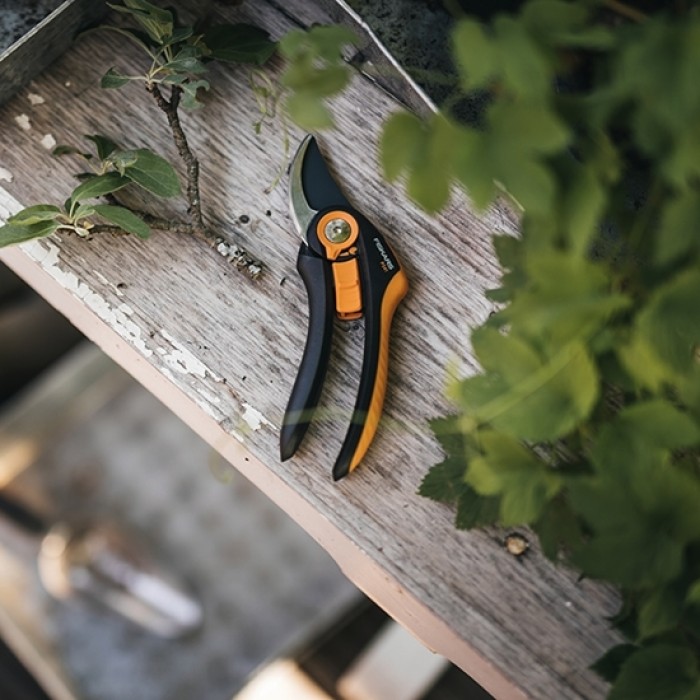 Κλαδευτήρι Plus™ Bypass P541 FISKARS 111116102