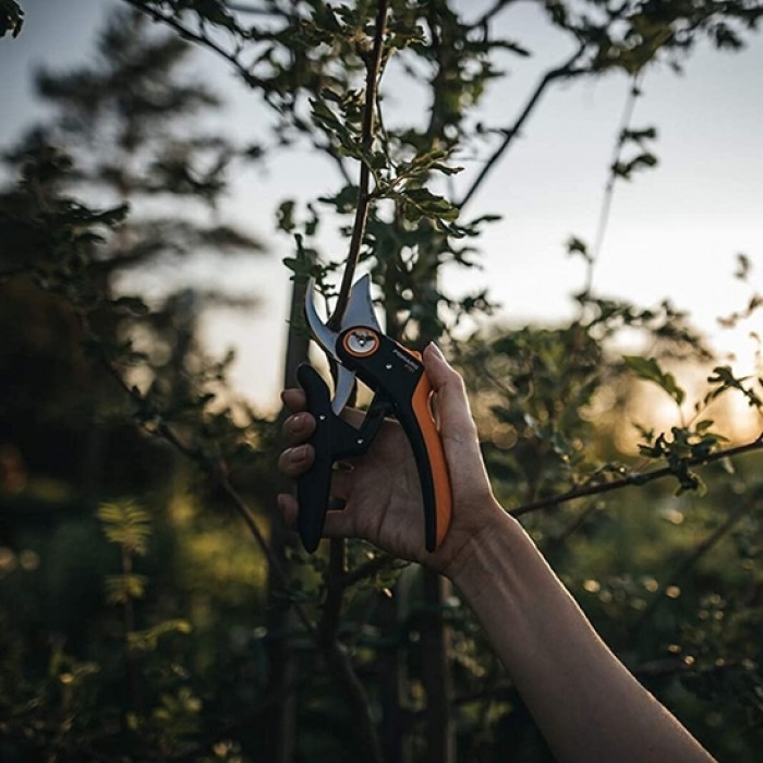 Κλαδευτήρι Bypass P721 Plus Powerlever FISKARS 111117102