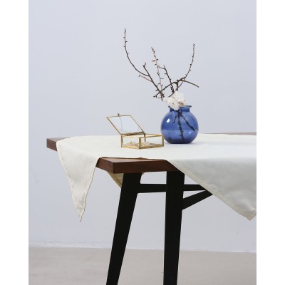 Τραπεζομάντηλο Polina με ζακάρ σχέδιο λουλουδιών 4 ατόμων (140x140cm) Εκρού