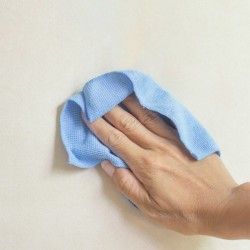 Βερνίκια και Προστατευτικά Χρωμάτων Τοίχου
