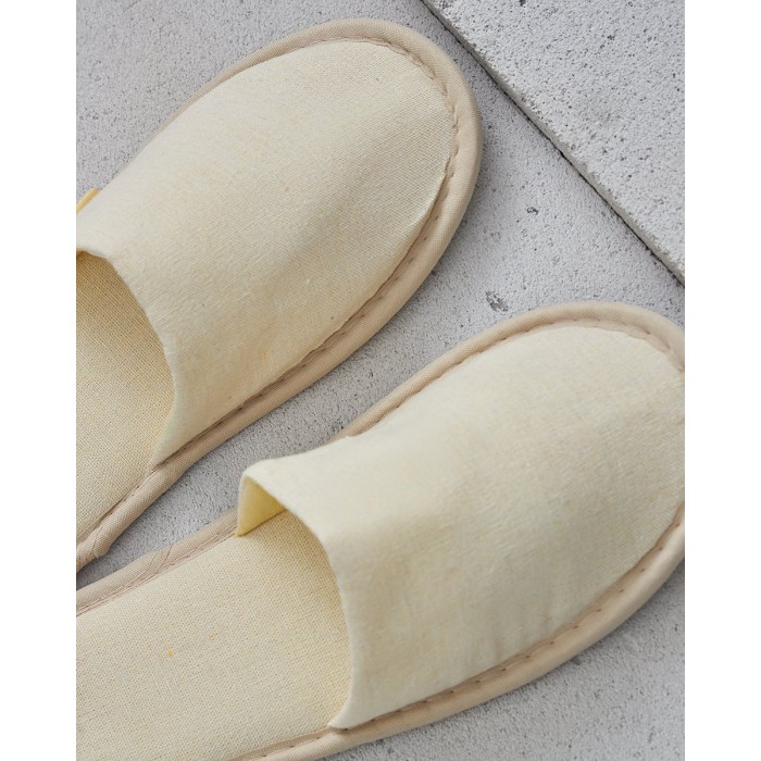 Εκρού Κλειστές Υφασμάτινες Οικολογικές Παντόφλες Ξενοδοχείου Maeve One Size (30x12cm) Εκρού