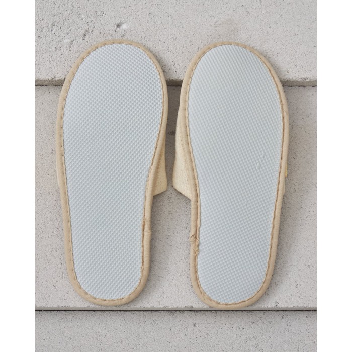 Εκρού Κλειστές Υφασμάτινες Οικολογικές Παντόφλες Ξενοδοχείου Maeve One Size (30x12cm) Εκρού