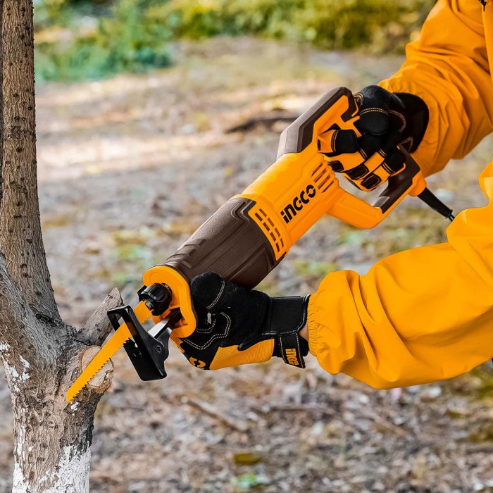 Ηλεκτρική Σπαθόσεγα με Αυτόματο Κούμπωμα Λάμας 750W Ingco RS7508