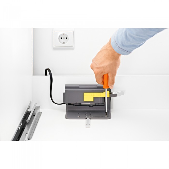 Σετ υποβοήθησης για Λύσεις καλαθιών απορριμμάτων στα κάτω ντουλάπια Blum Servo Drive UNO Z10UB00EA