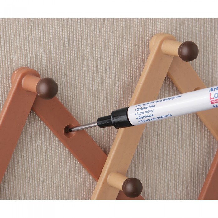 Μαρκαδόρος Ανεξίτηλος N710 Long Nib Marker Μαύρο Artline 45137