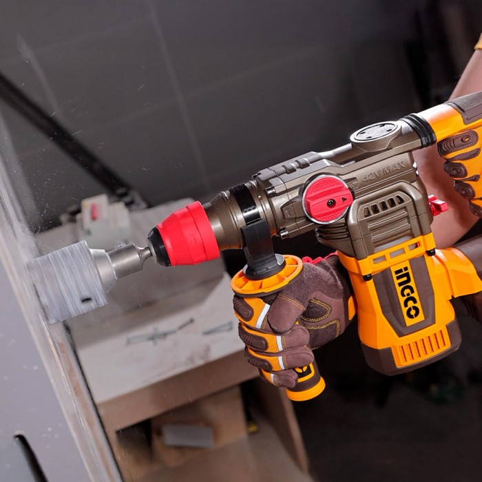 Πιστολέτο Περιστροφικό Κρουστικό Σκαπτικό Μπαταρίας 42V Li-Ion INGCO CRHLI422882E