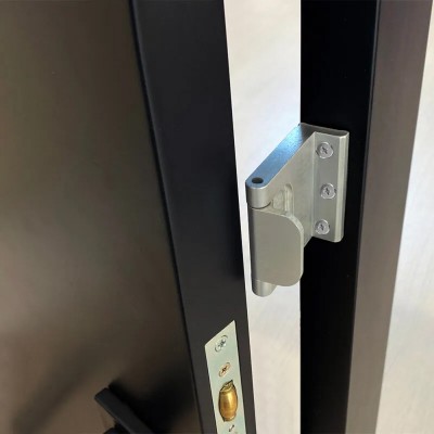 Περιοριστής Ανοίγματος Πόρτας Ξενοδοχείων Metalor 046-001 Black