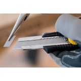 Κοπίδι Φαλτσέτα Ασφαλείας Stanley Dynagrip με Πλαστικό Σώμα και Πλάτος Λάμας 18mm  0-10-418