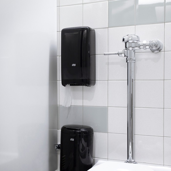 Συσκευή Χαρτιού Υγείας Σε Φύλλα Μαύρη 2 Ρολών Tork Elevation Twin 557508