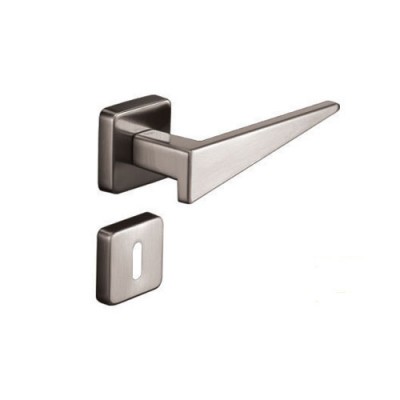 Πόμολο πόρτας Cebi χειρολαβή με ροζέτα BETA 258 Inox matt