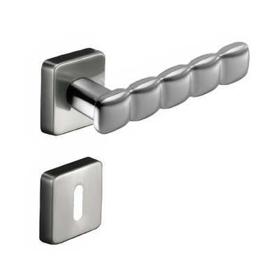 Πόμολο πόρτας Cebi χειρολαβή με ροζέτα SAO 535 Inox matt