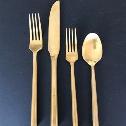 Μαχαιροπίρουνα