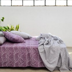 Σεντόνια Μονά