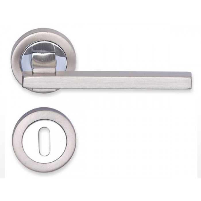 Πόμολα πόρτας χειρολαβή με ροζέτα art 103